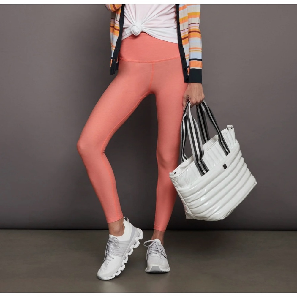 NWT Beyond Yoga Caught in the Midi High Waisted Leggings XS